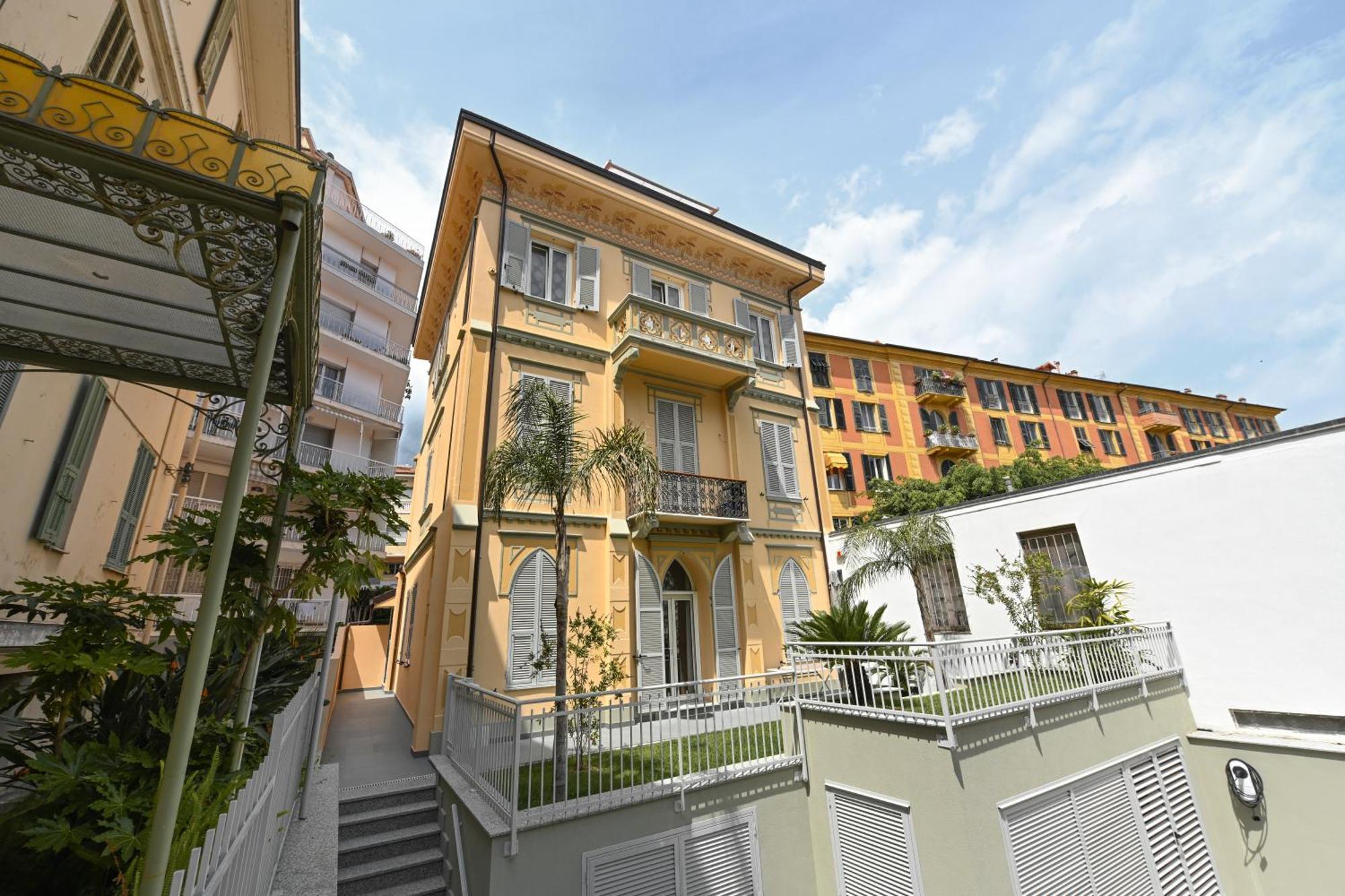 Camere Amely Sanremo Exterior photo